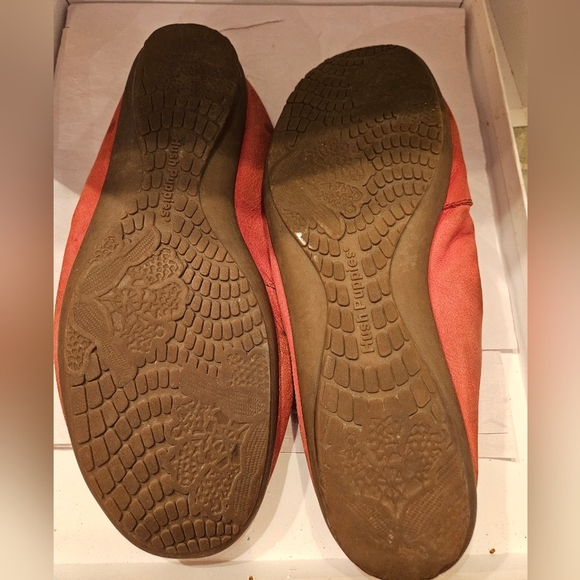 Womens red hush puppies leather flex flats size 10 comfortable - Picture 4 of 5